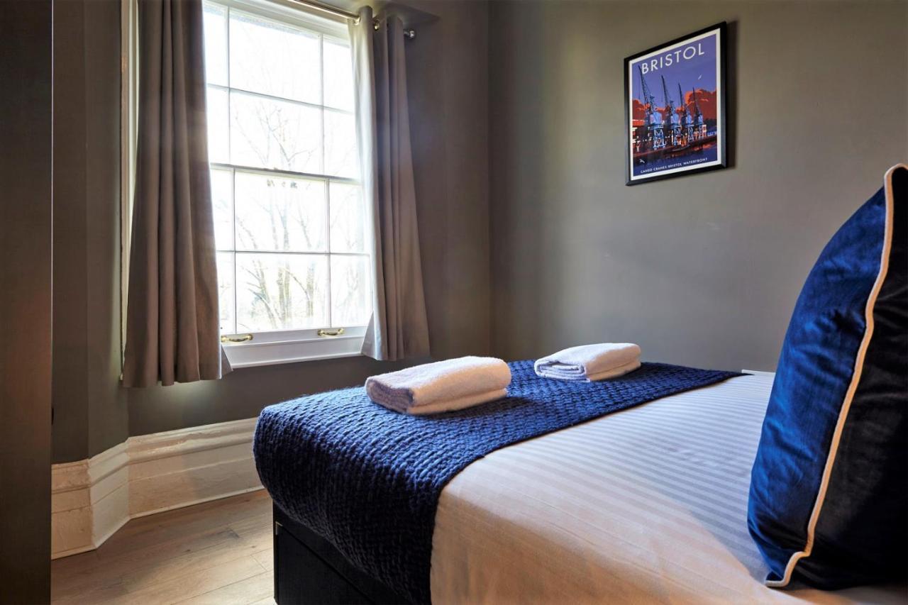 Dover Place - Your Apartment Bristol Luaran gambar